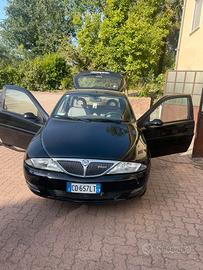 Lancia Y