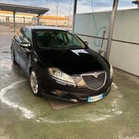 Lancia delta 1.8 di-turbojet