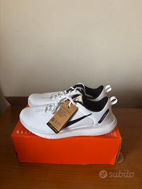 Scarpe Uomo Nike n. 49,5
