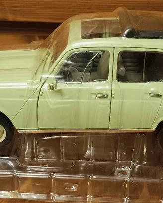 Modello Renault 4 scala 1:18 perfetto in blister