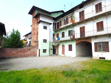 4 LOCALI A BRUSNENGO