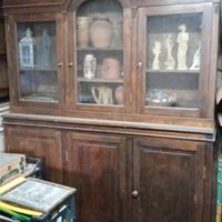mobile credenza