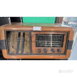 RADIO A VALVOLE NON FUNZIONANTE
