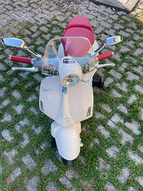 Vespa elettrica per bambini
