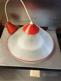 lampadario vintage in plastica a neon tondo