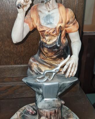 statua in ceramica capodimonte