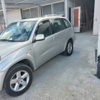 Toiota Rav 4