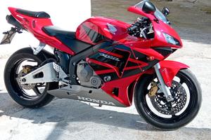 Honda cbr 600 rr