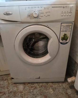 Lavatrice Whirlpool 6k a €65.