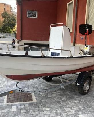 Pilotina da pesca e turismo+fuoribordo Honda BF15