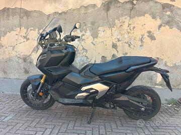 HONDA XADV 750