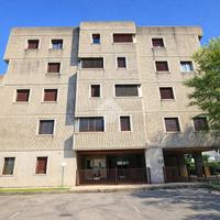 2 LOCALI A VICENZA