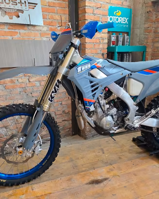 TM Moto En 250 4t my 2026