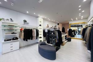 NEGOZIO LOCATO in ZONA PEDONALE