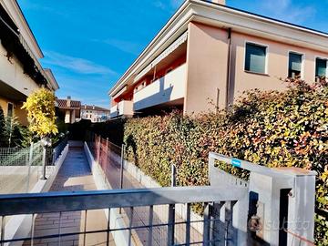 Al 1° ed ultimo piano + garage doppio