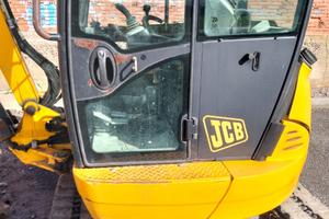 Mini escavatore JCB ZTS 8030