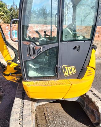 Mini escavatore JCB ZTS 8030