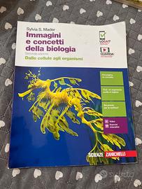 Libro di biologia