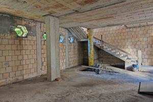 Intero Palazzotto Indipendente allo Stato Rustico