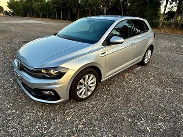 VOLSKSWAGEN POLO 1.6 TDI 95 CV 5p. RLINE