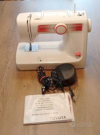 Macchina per cucire Toyota - NO SPEDIZIONE