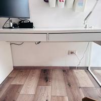 Scrivania Ikea Micke  142x50 bianca