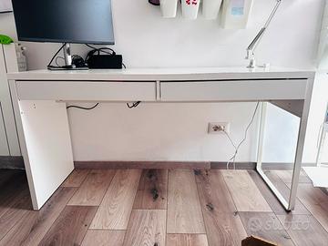 Scrivania Ikea Micke  142x50 bianca