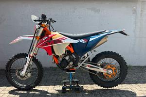 KTM exc-f 250 4 tempi six-days