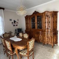 Sala in legno massello