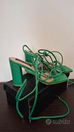 Sandali nuovi nr. 37