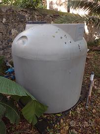 Vasca acqua polietilene 2000 litri ed elettropompa