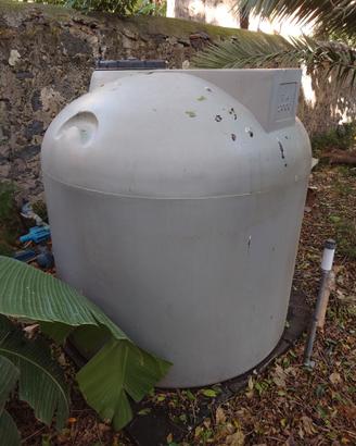 Vasca acqua polietilene 2000 litri ed elettropompa