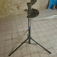 cavalletto manutenzione bici