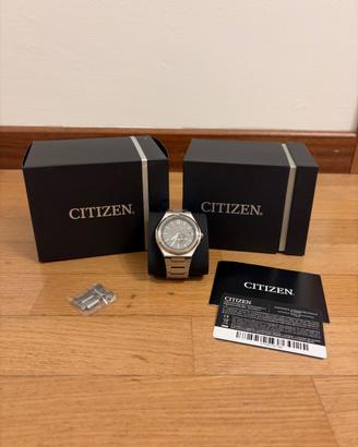 Citizen NJ0180-80H Automatico Super Titanio