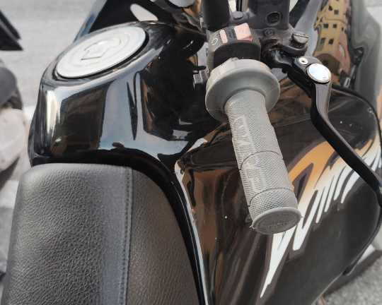 Honda Dominator 2001