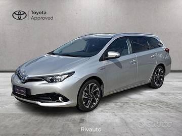 Toyota Auris Hybrid Active +