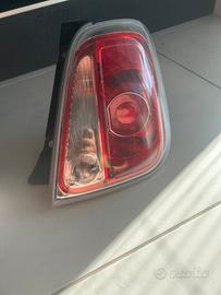 Faro posteriore fiat 500