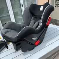 Seggiolino da auto con base IsoFix PegPerego