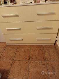 Cassettiera+2 comodini 