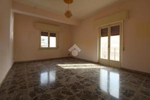 3 LOCALI A REGGIO DI CALABRIA