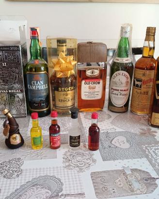 Collezione Esclusiva Bottiglie Whisky e Liquori
