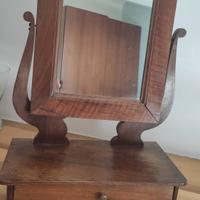 specchiera antica da toeletta 900