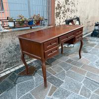 Scrivania da restaurare