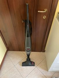 Aspirapolvere delonghi