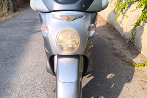  Moto  Aprilia Scarabeo 500