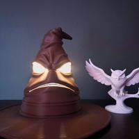 Cappello magico parlante con luce LED decorativo