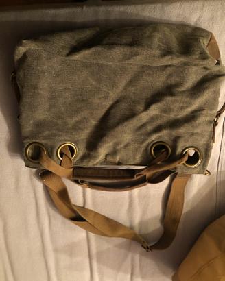 Borsa in canvas e pelle