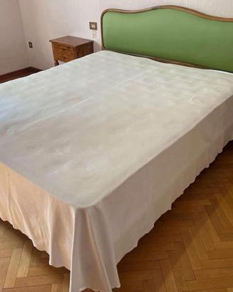 Letto matrimoniale con materassi