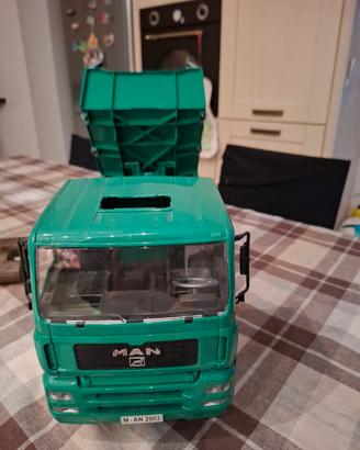 camion trasporto legna Bruder Man 