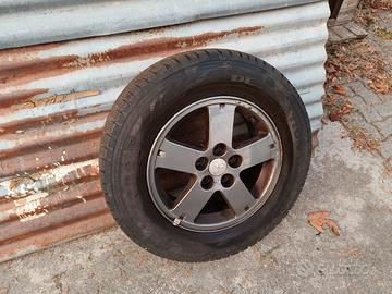 4 ruote cerchi e gomma invernali